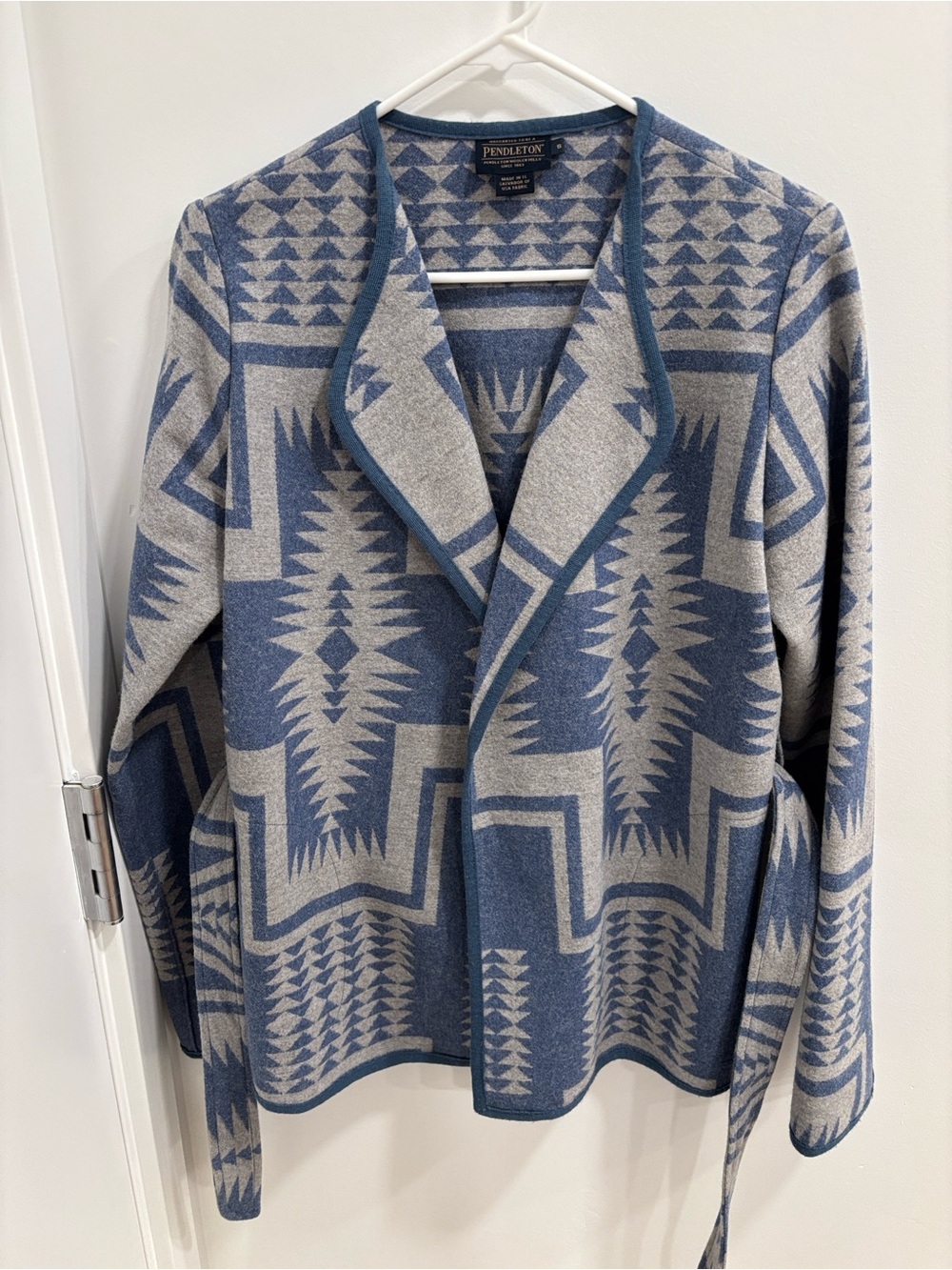 Pendleton Blue & Gray 100 percent Wool Belted Tailored Jacket